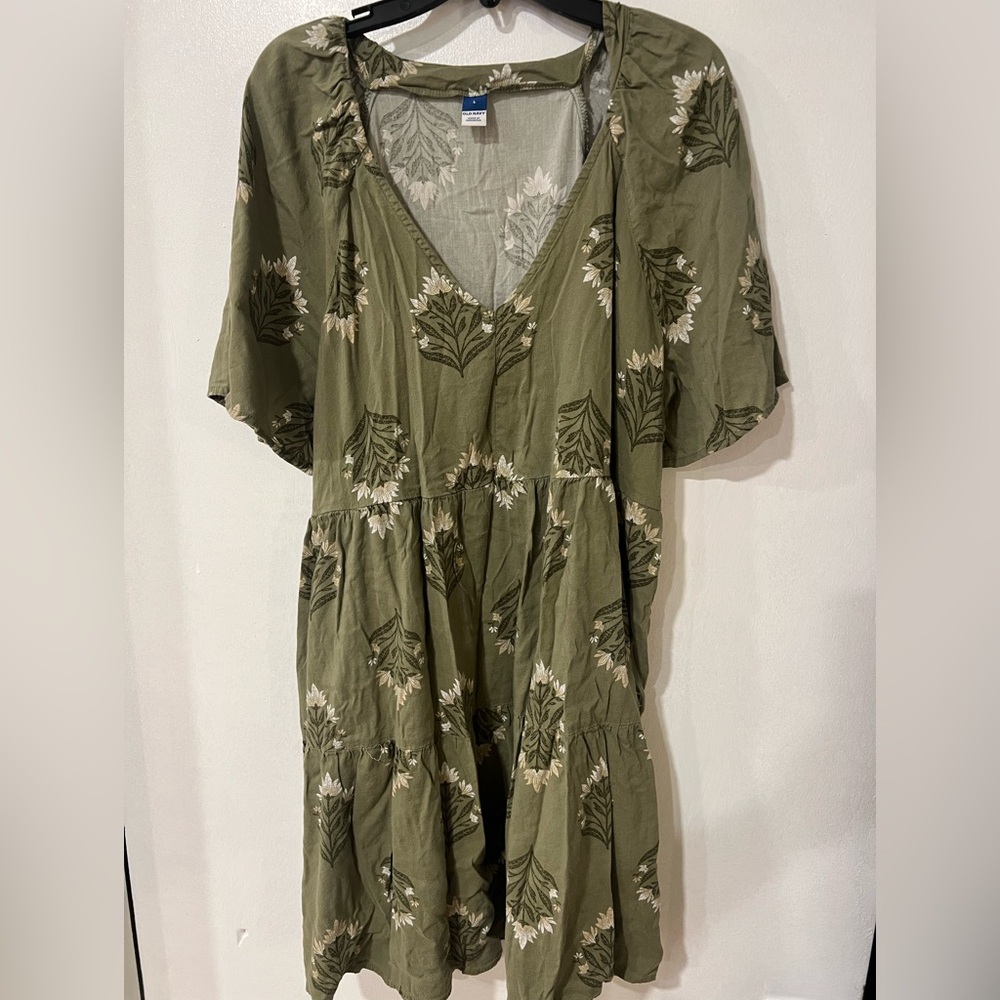 Old Navy Olive Floral Dress